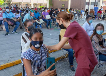 Aplican 51 mil dosis para rezagados en 4 municipios: Rodolfo González Valderrama