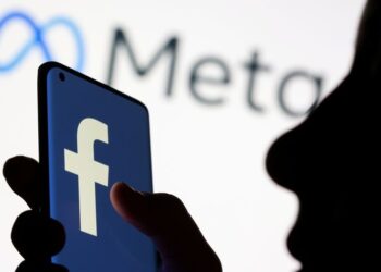 Registró Facebook caída histórica, se hunde su valor en 230 mil mdd