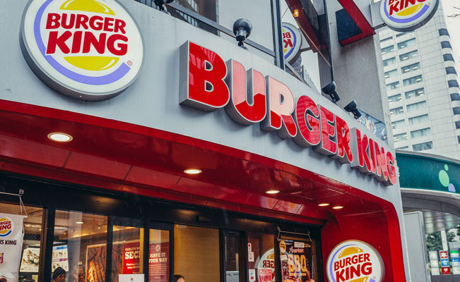 Empleada de Burger King le dispara a cliente que le lanzó mayonesa en Florida