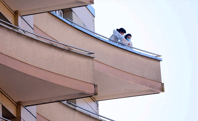 Horrible: 4 personas de la misma familia mueren al aventarse del piso 7