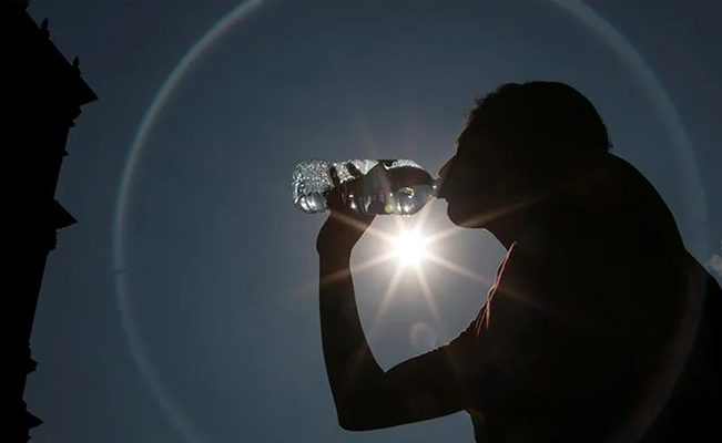 ¡Cuídate de la primera ola de calor extremo en México!