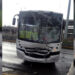 Se echa una pestañita: conductor de un autobús se duerme y choca