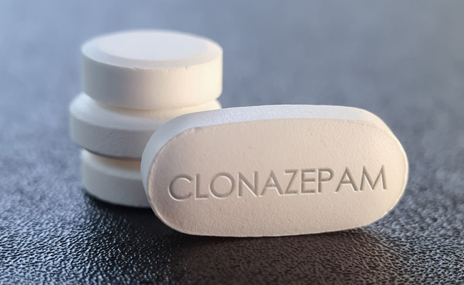 Hospitalizan a cuatro estudiantes de Secundaria tras realizar ‘Reto Clonazepam’ en CDMX