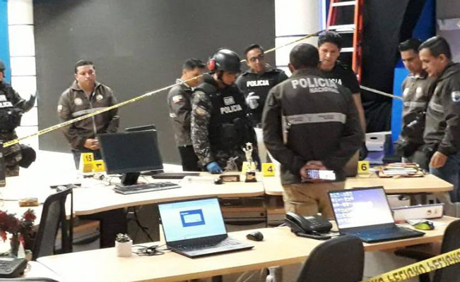 Estalla explosivo enviado a periodista en Ecuador