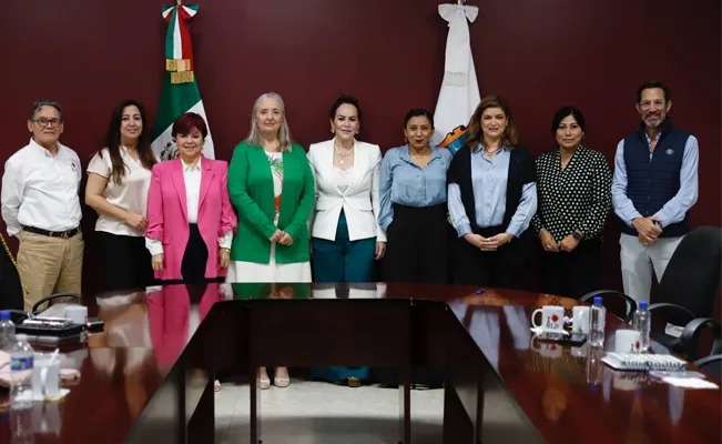 Consolida Gobierno Municipal alianzas en favor de la educación en NLD