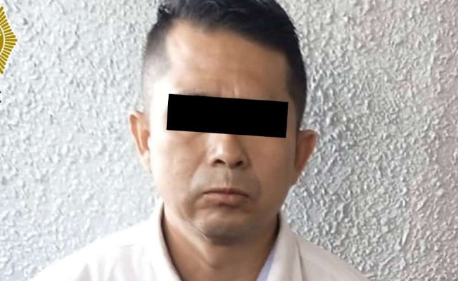 En CDMX, hombre es detenido por apuñalar a otro en vagón del metro