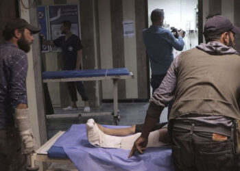 Reportan al menos 80 muertos tras ataque con drones en academia militar de Siria